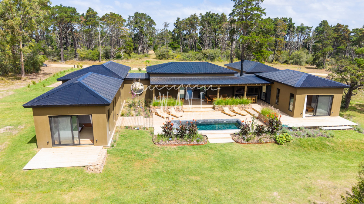 Casa ID.5413 - Venta Alquiler Casa 4 dormitorios Puerto Quetzal La Barra 