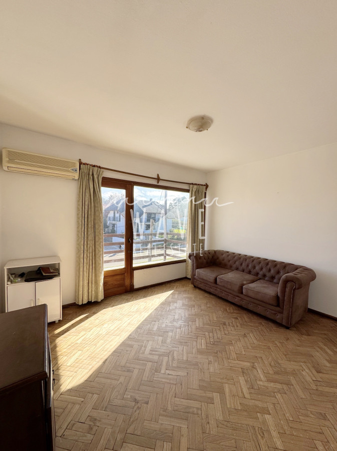 Casa ID.4905 - Venta de Apartamentos, de 2 y 3 dormitorios, en Las Delicias, a 4 cuadras de la Playa