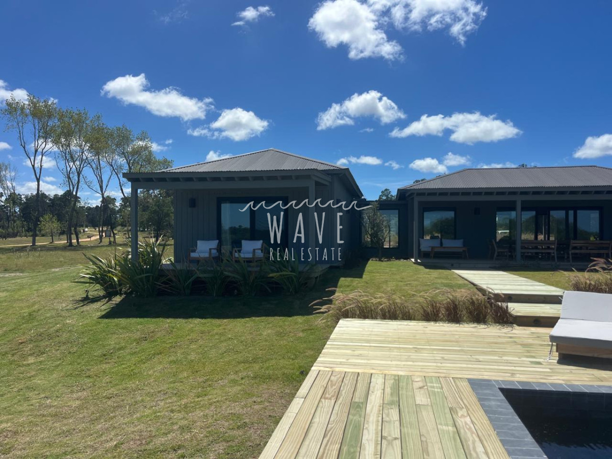 Casa ID.5412 - Venta Alquiler Casa 4 dormitorios y servicio Puerto Quetzal La barra