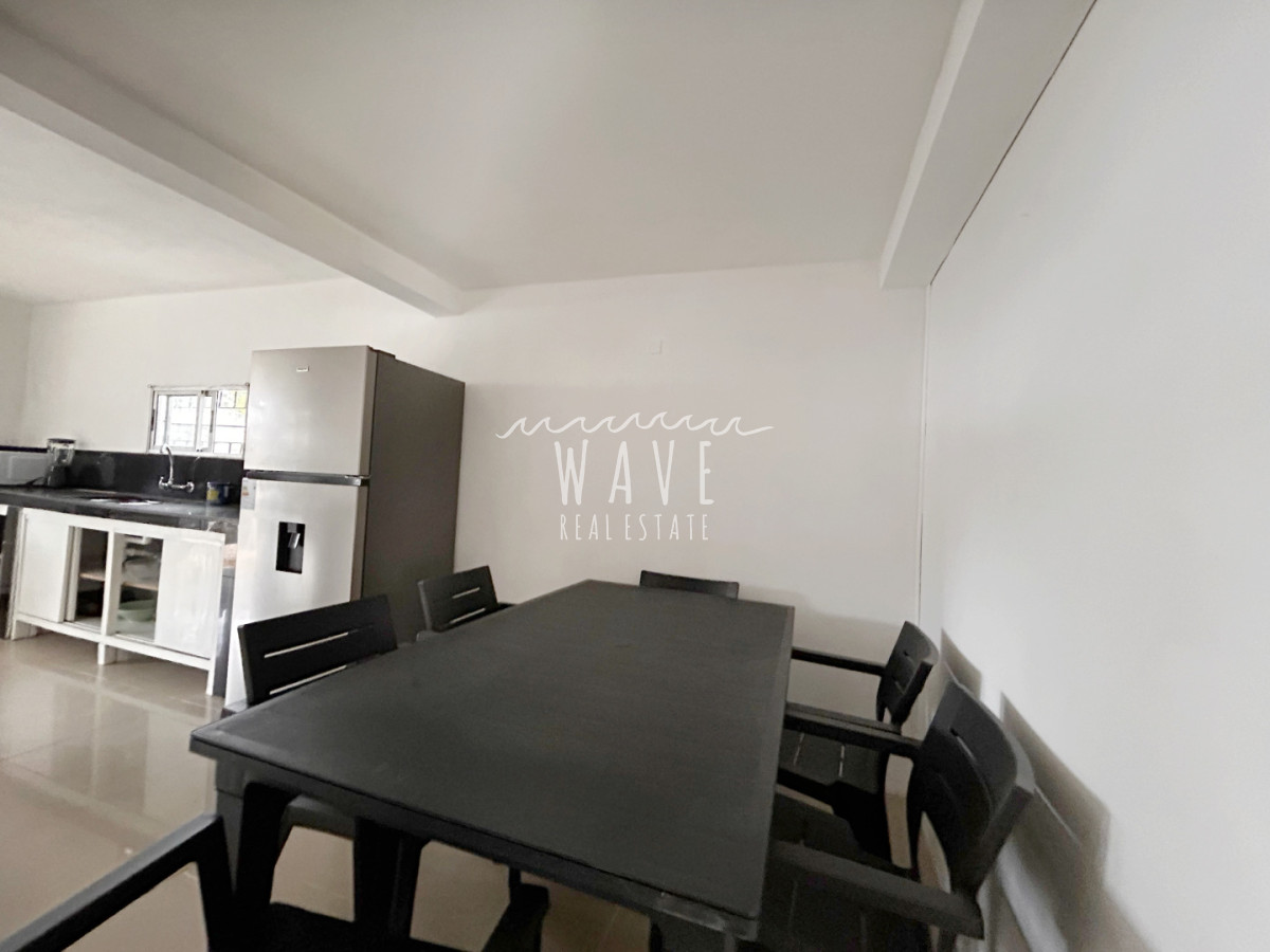 Casa ID.5217 - Casa en Venta en El Tesoro, excelente ubicación 