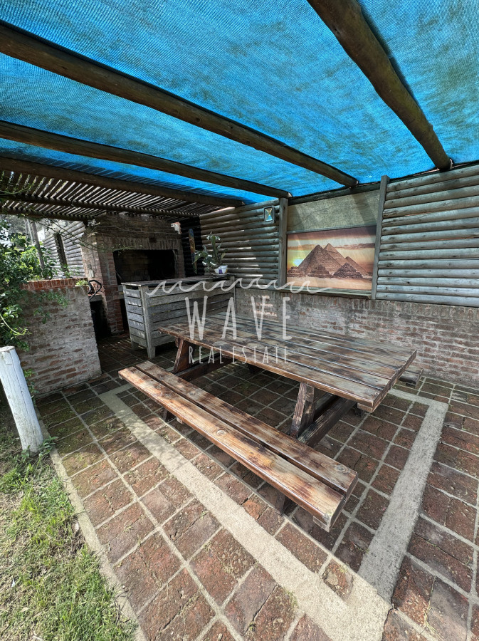 Casa ID.4052 - Venta de hermoso chalet, con 3 dormitorios en Montoya