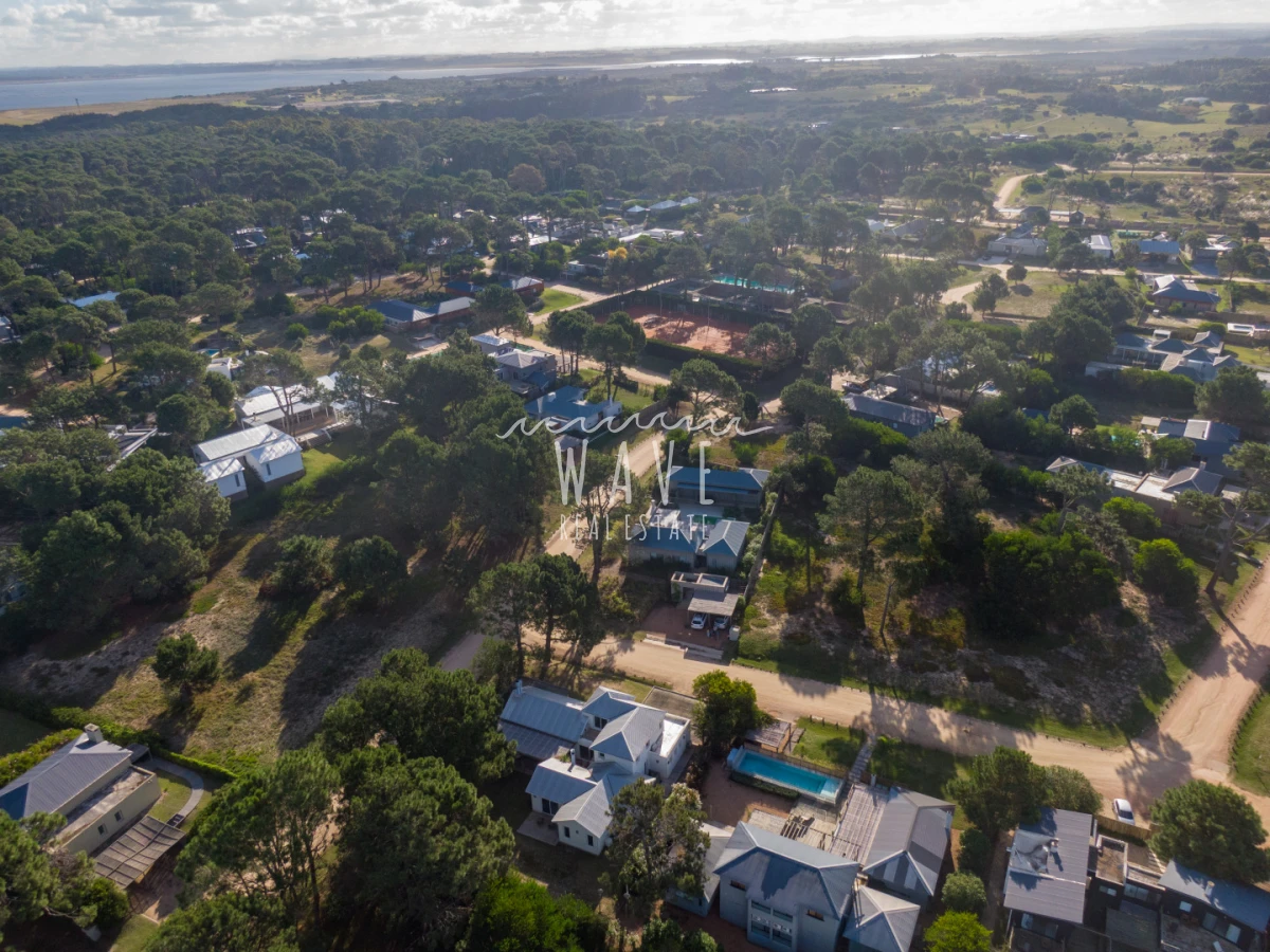 Casa ID.6135 - Venta Alquiler Casa 4 dormitorios y servicio Pinar del Faro 