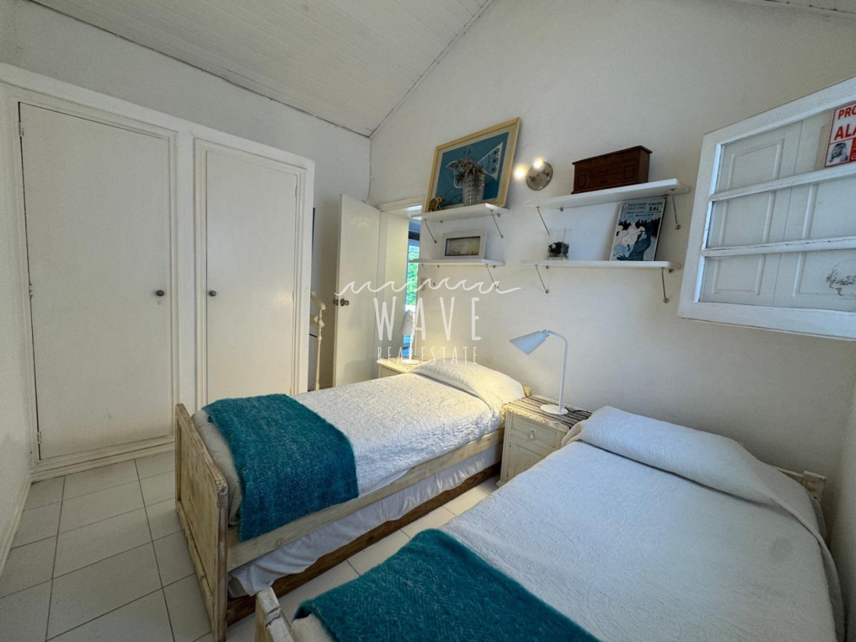 Casa ID.5952 - Alquiler temporada y venta casa 4 dormitorios a pasos del mar en la barra 