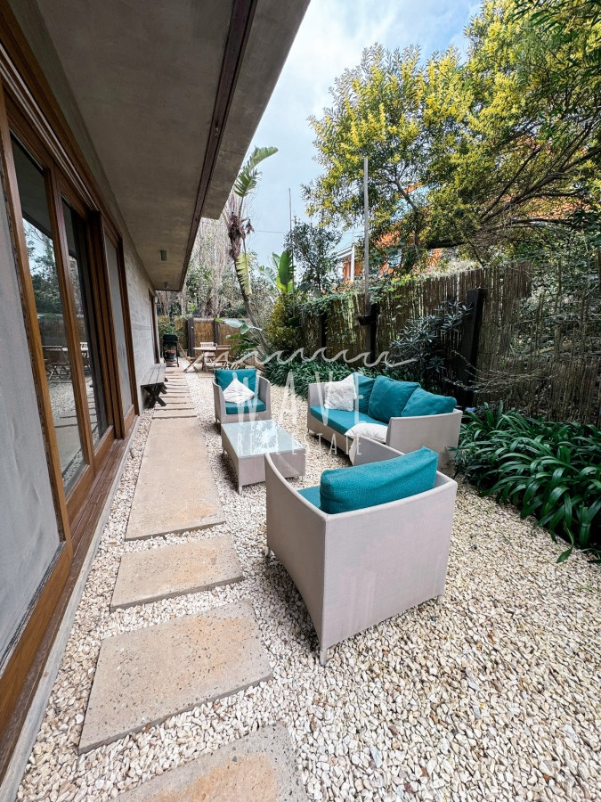 Casa ID.4373 - Espectacular casa moderna con vista al mar en alquiler de verano 