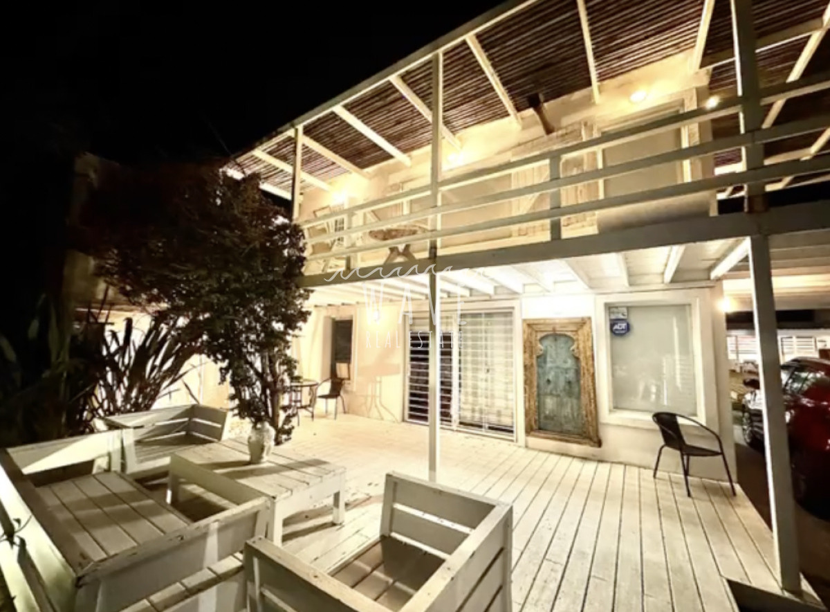 Casa ID.4975 - Venta de casa , con 4 dormitorios  en La Barra