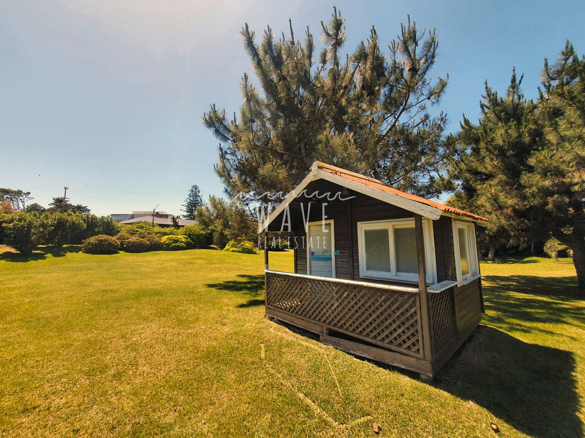 Casa ID.1393 - Venta de Casa de 6 dormitorios en San Rafael, Punta del Este.