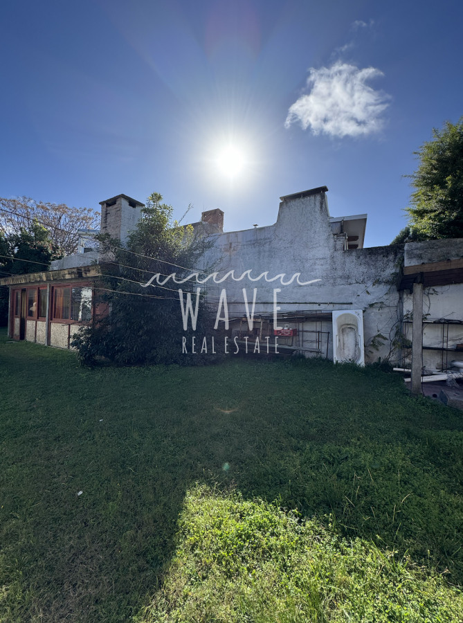 Casa ID.4905 - Venta de Apartamentos, de 2 y 3 dormitorios, en Las Delicias, a 4 cuadras de la Playa