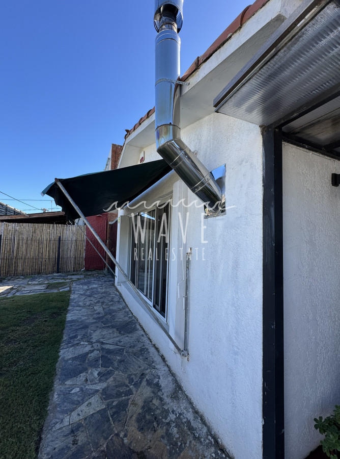 Casa ID.4826 - Venta de Casa en Punta del Este, zona comercial con 2 dormitorios y 2 baños