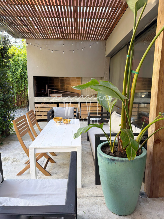 Casa ID.5489 - Venta casa Barrio Privado La Arbolada Punta del Este 