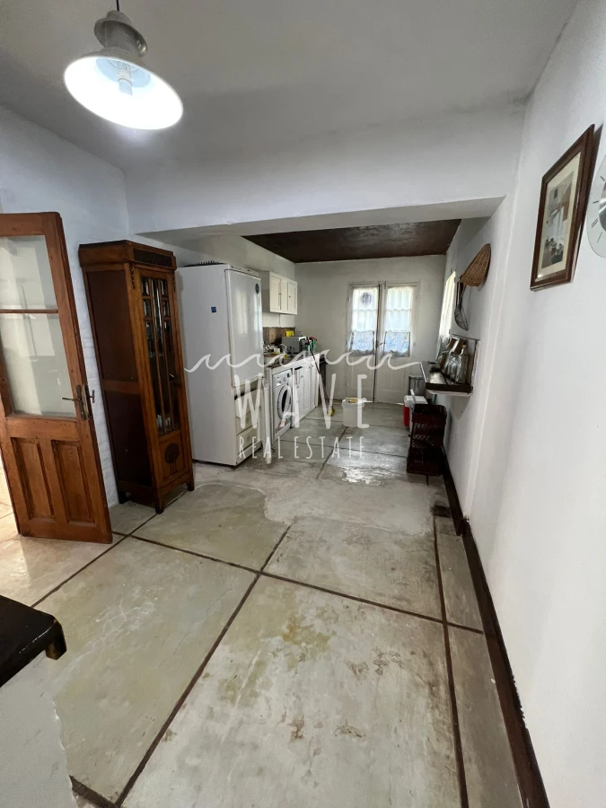 Casa ID.3850 - Alquiler temporal de Casa , con 5 dormitorios, en La Barra, piscina, dependencia, a 100 metros de la playa.