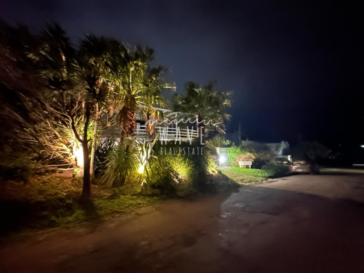 Casa ID.5952 - Alquiler temporada y venta casa 4 dormitorios a pasos del mar en la barra 