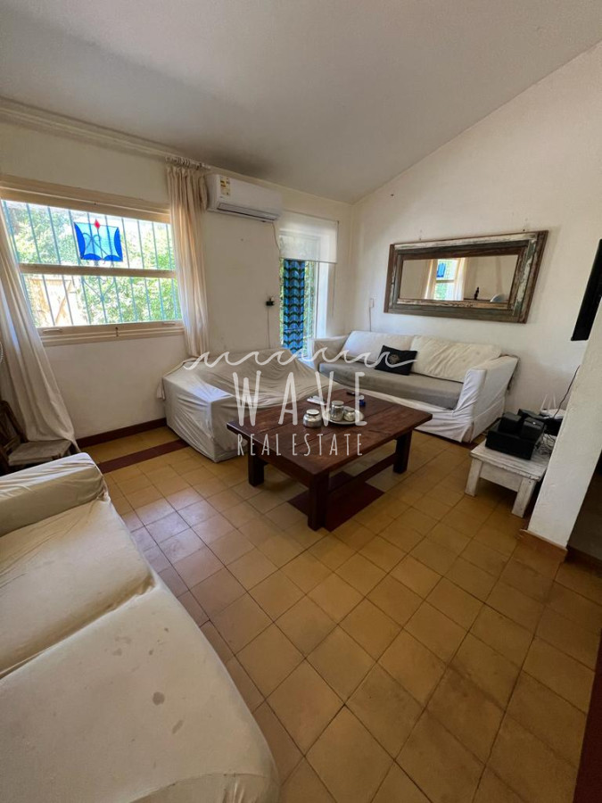 Casa ID.1674 - La Barra, El Tesoro, a 1 cuadra de Ruta 10. 3 dormitorios.