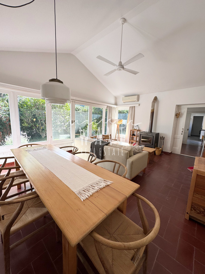 Casa ID.4878 - Casa a la Venta, con 5 dormitorios en Punta del Este