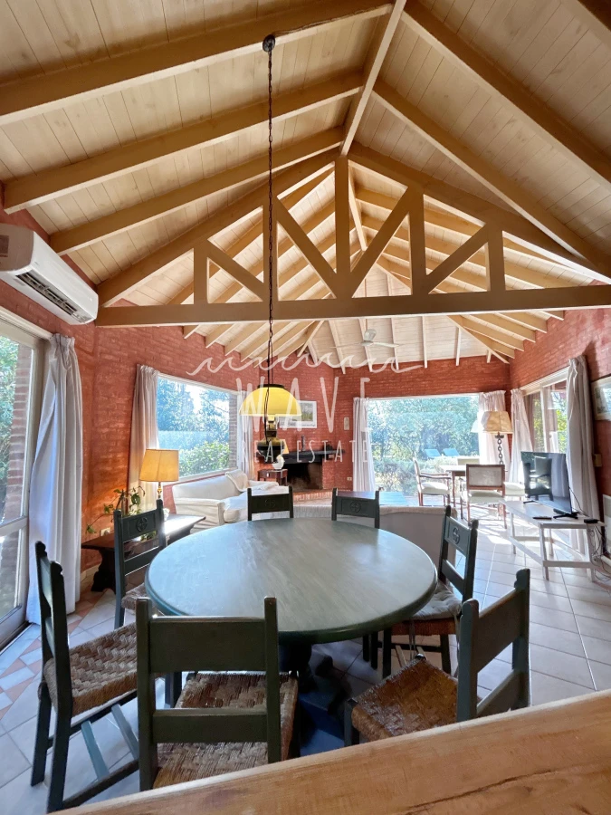 Casa ID.3955 - Alquiler y venta Casa Barrio Privado, Punta del Este 