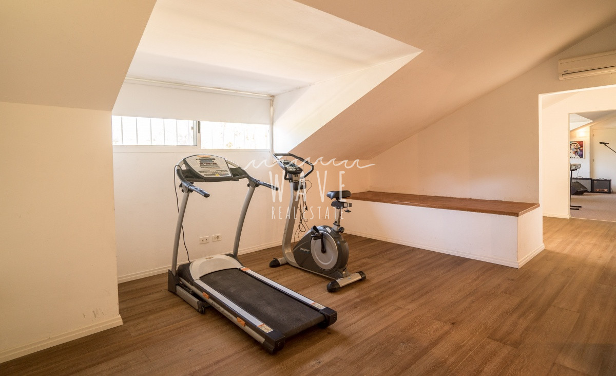Casa ID.703 - Mansión en Venta en Playa Mansa, Punta del Este, Uruguay.