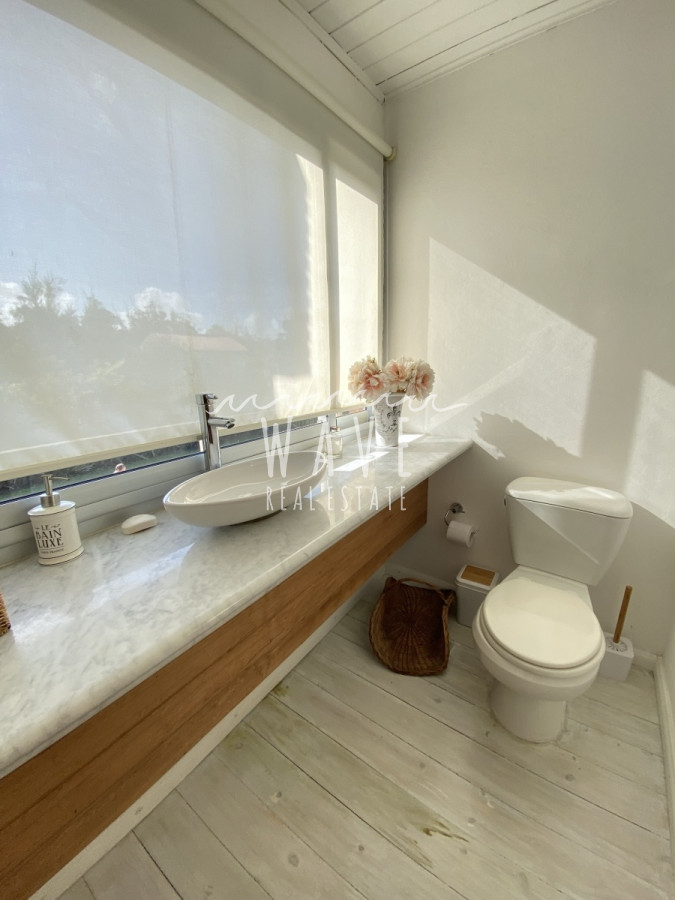 Casa ID.1409 - VENTA- JOSE IGNACIO-CASA CON PISCINA Y VISTA AL MAR-