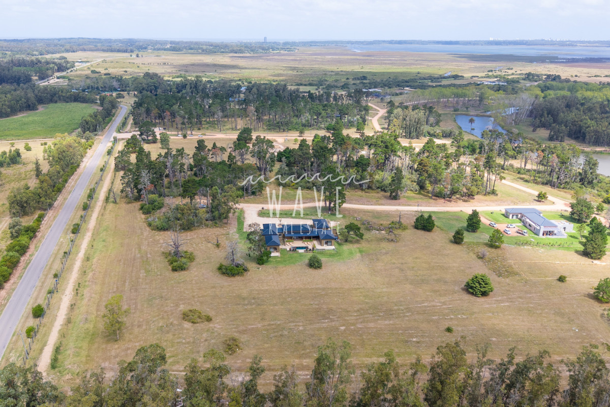 Casa ID.5413 - Venta Alquiler Casa 4 dormitorios Puerto Quetzal La Barra 