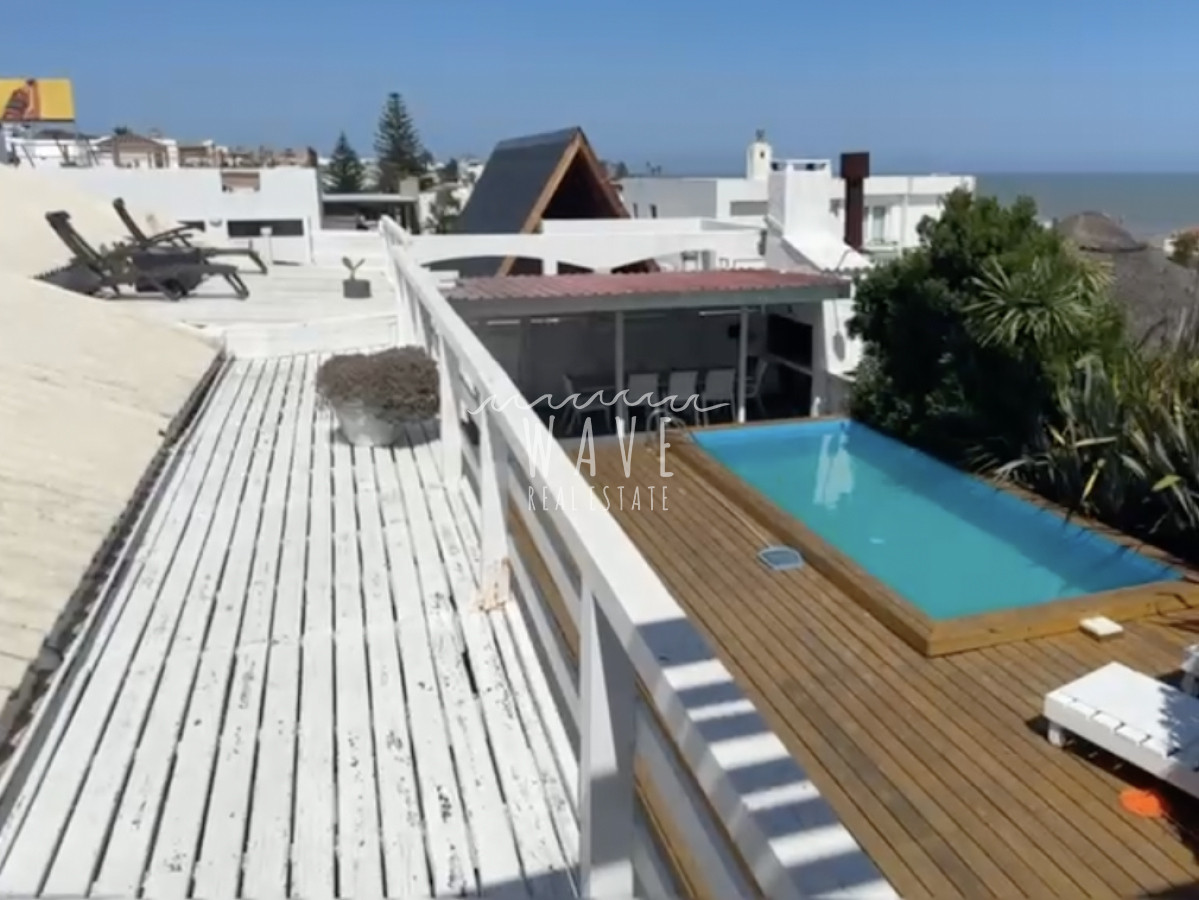 Casa ID.4975 - Venta de casa , con 4 dormitorios  en La Barra