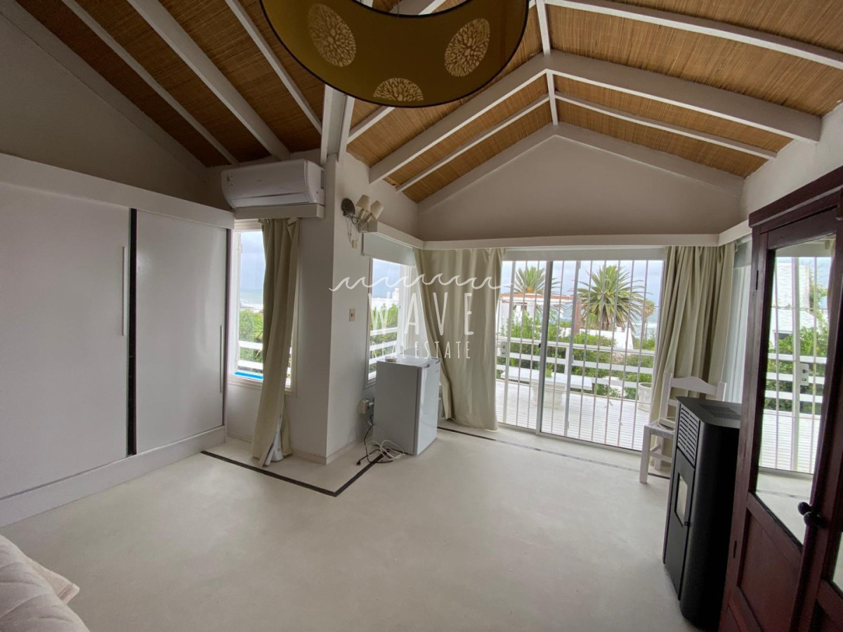 Casa ID.5952 - Alquiler temporada y venta casa 4 dormitorios a pasos del mar en la barra 