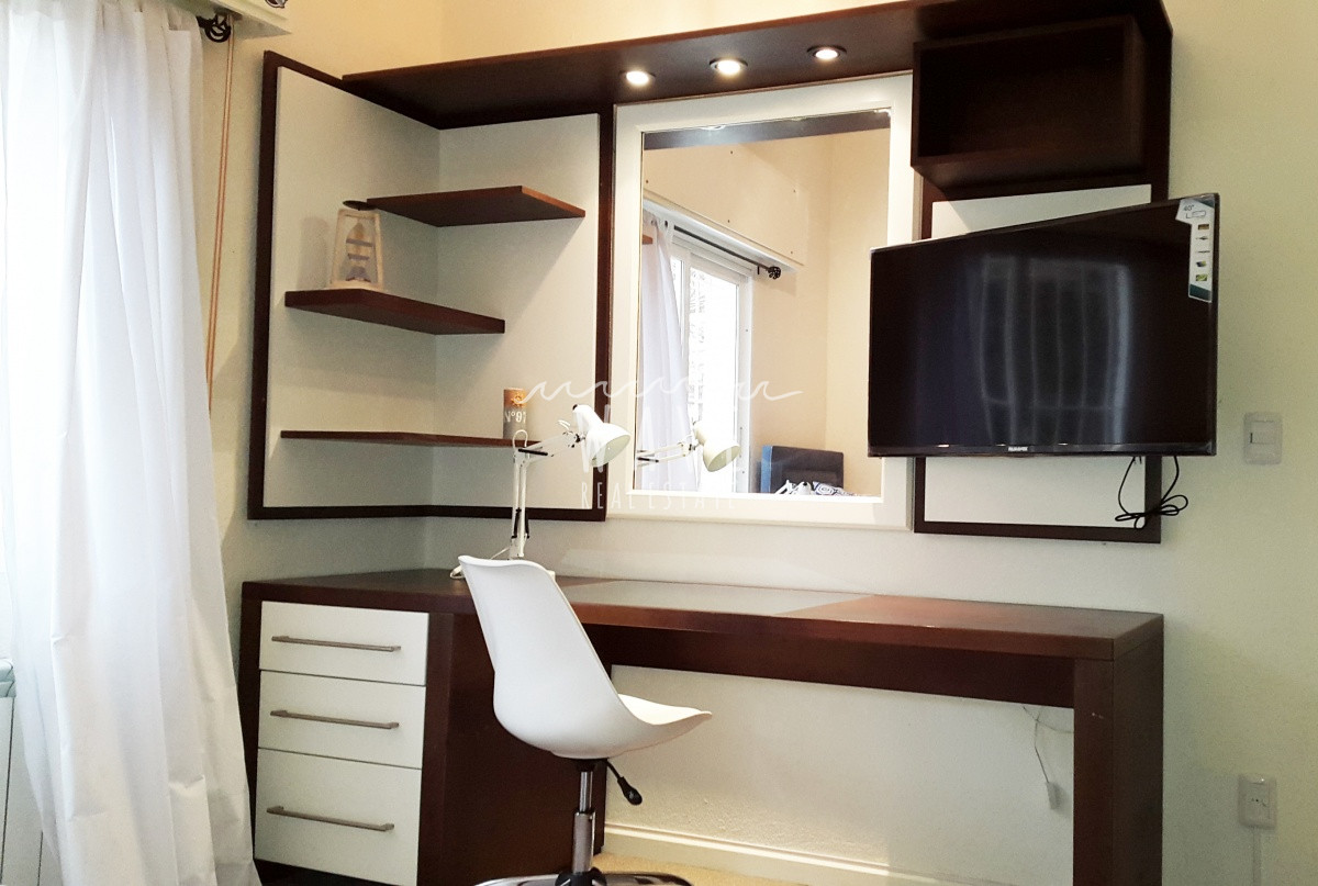 Casa ID.704 - Mansa, casa totalmente reciclada. Venta y Alquiler Anual. 