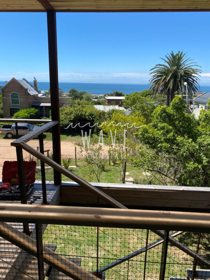 Casa ID.4073 - Hermosa casa a estrenar con vista al mar.