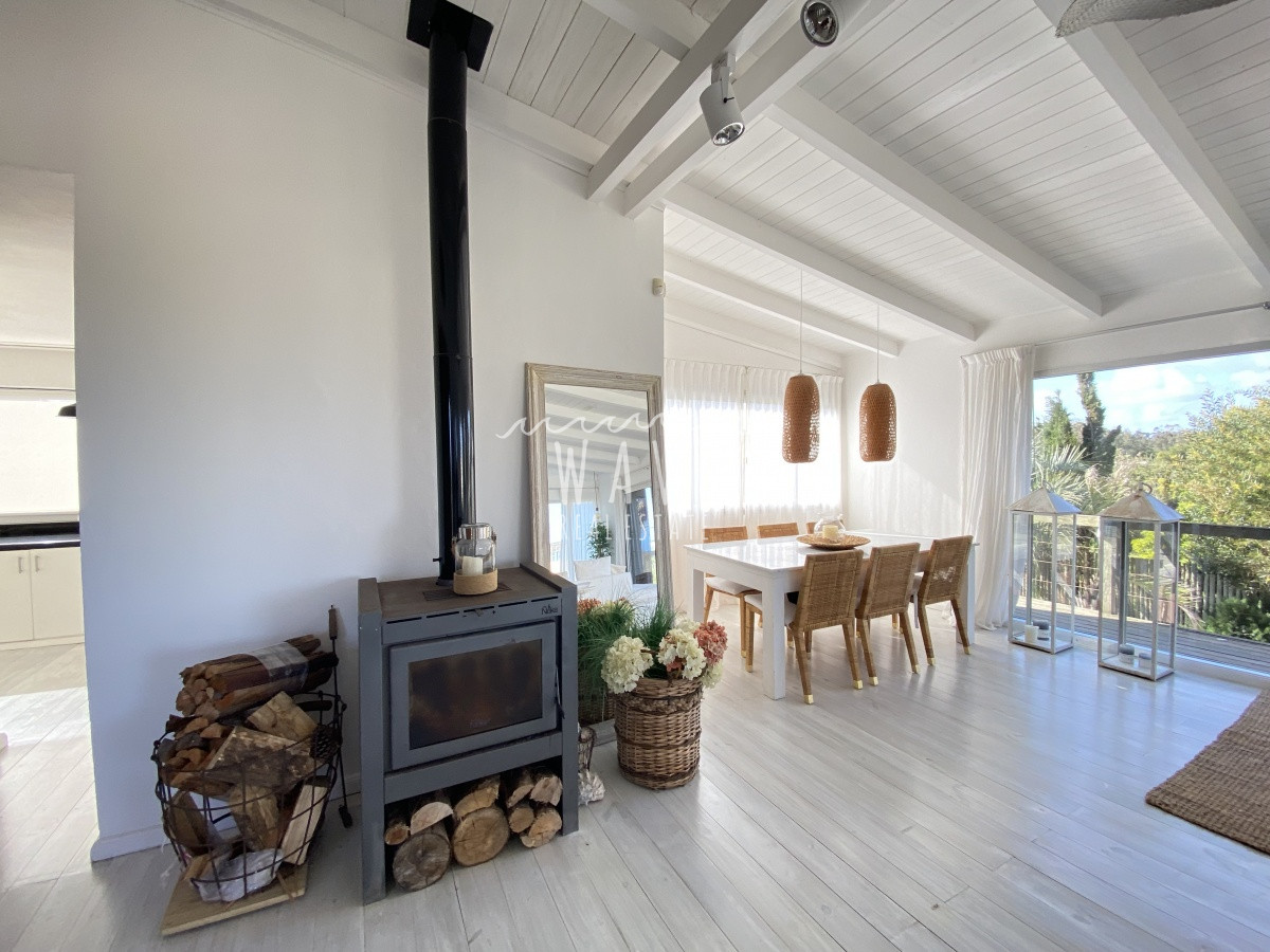 Casa ID.1409 - VENTA- JOSE IGNACIO-CASA CON PISCINA Y VISTA AL MAR-
