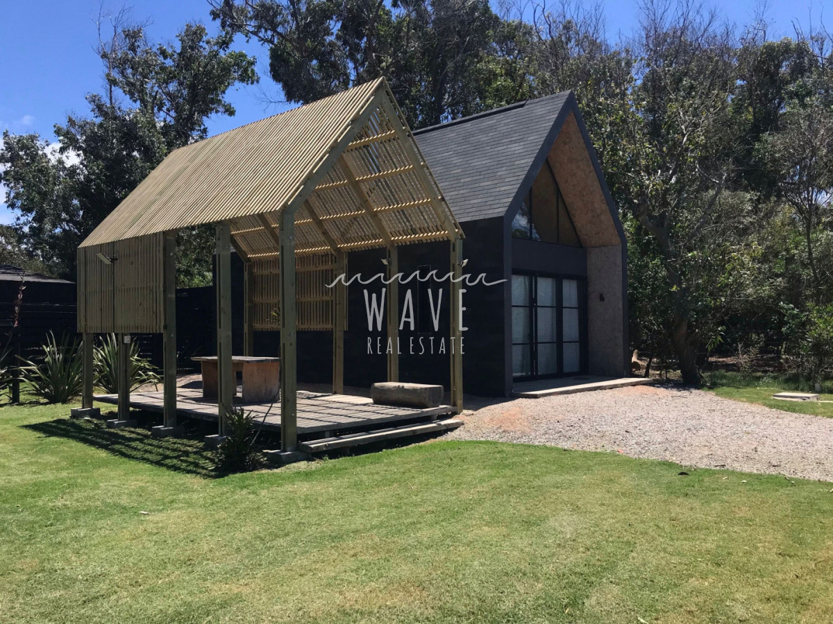 Casa ID.5410 - Venta Casa dos dormitorios Santa Monica