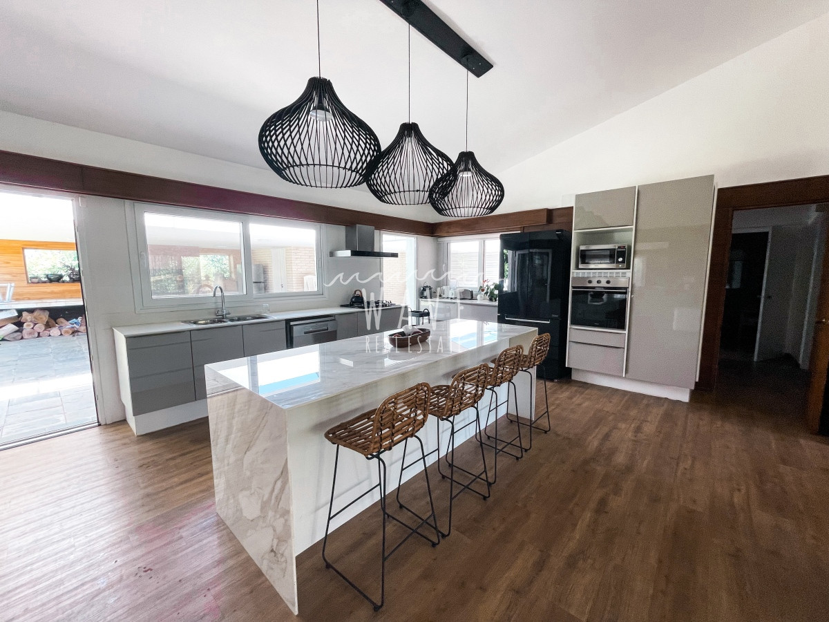 Casa ID.4369 - Hermosa casa en playa mansa para 12 personas alquiler temporada 