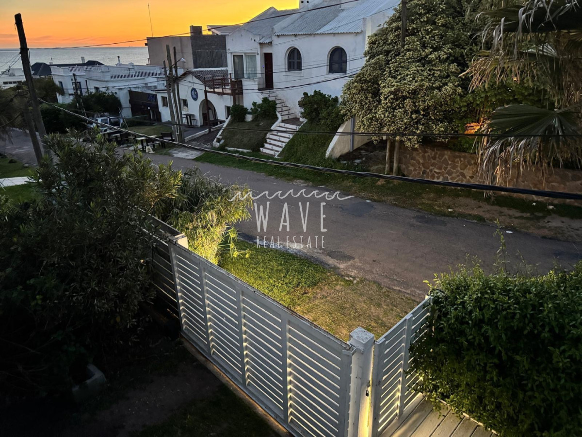 Casa ID.5952 - Alquiler temporada y venta casa 4 dormitorios a pasos del mar en la barra 