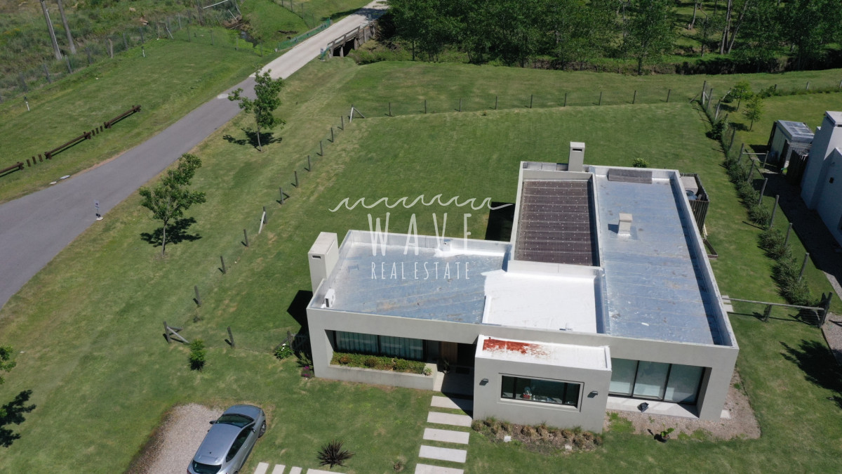 Casa ID.5126 - Venta, Casa de 3 dormitorios en Viñedos de la Tahona, Canelones