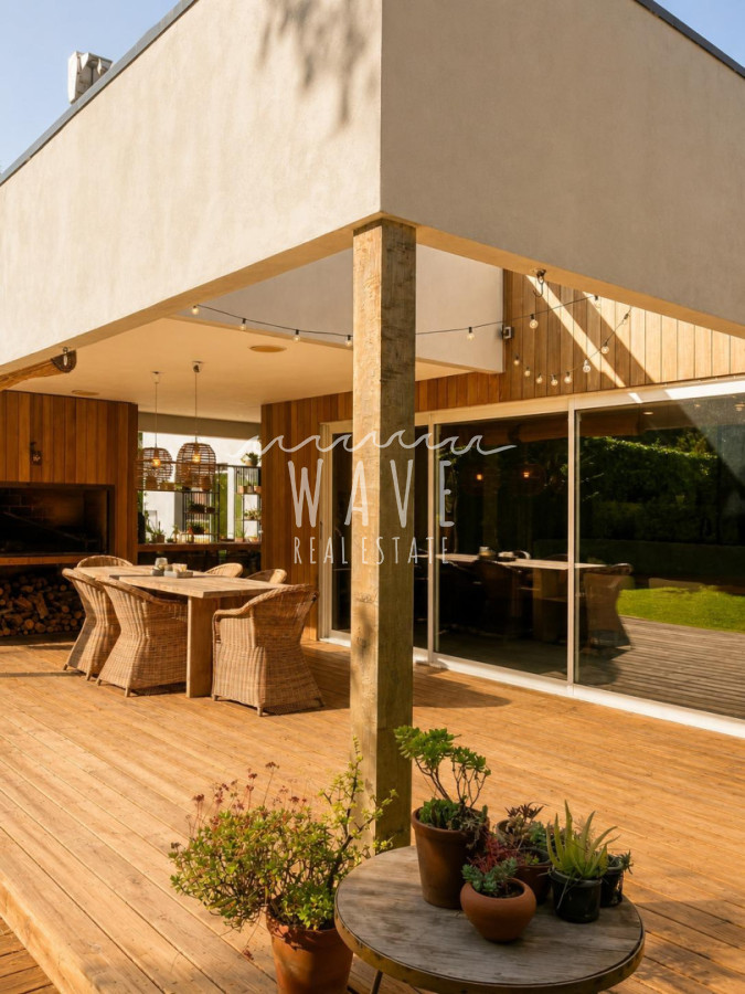 Casa ID.5857 - Hermosa casa en Punta del Este 