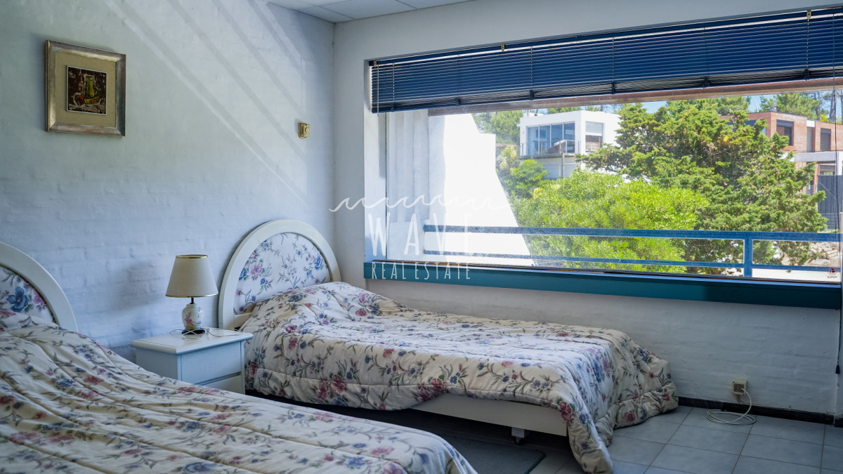 Casa ID.5220 - Venta de casa de 3 dormitorios + dep. en Montoya, La Barra