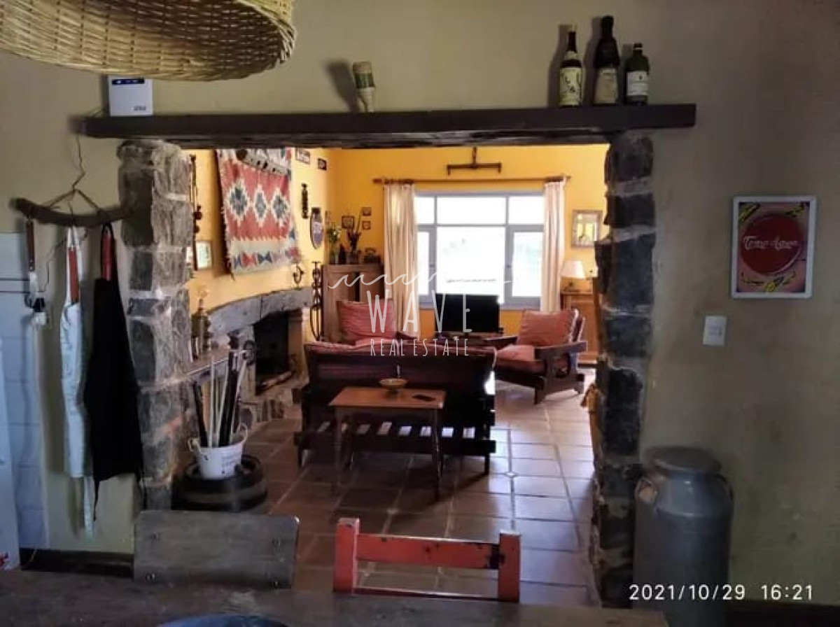 Casa ID.1556 - La Barra, 3 dormitorios, con piscina y lindo jardín.