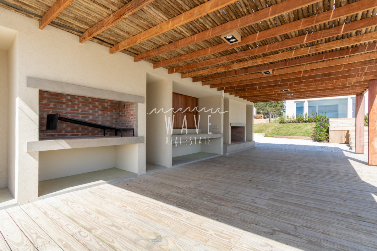 Casa ID.6148 - Venta Laguna Casa 6 dormitorios Laguna Escondida 