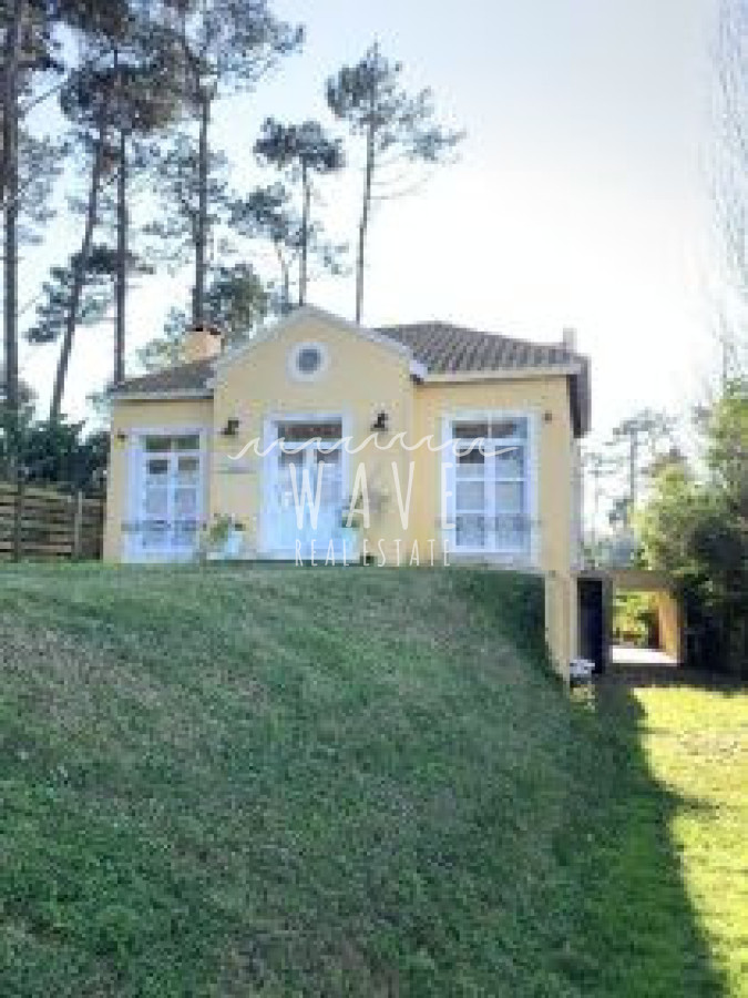 Casa ID.5318 - Venta de casa de 4 dormitorios en Montoya, La Barra