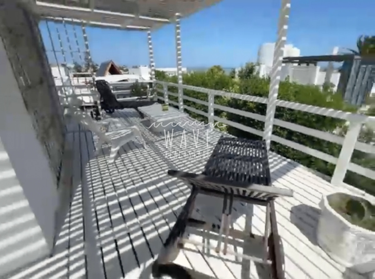 Casa ID.4975 - Venta de casa , con 4 dormitorios  en La Barra