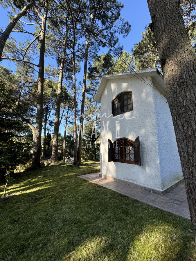 Casa ID.4420 - Casa en venta, Pinares, Punta del este