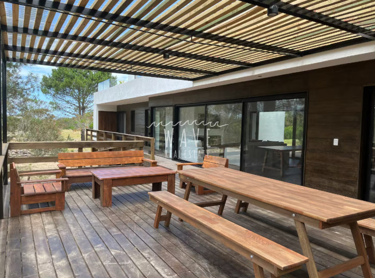 Casa ID.5650 - Venta Alquiler Casa Laguna Escondida 3 suites