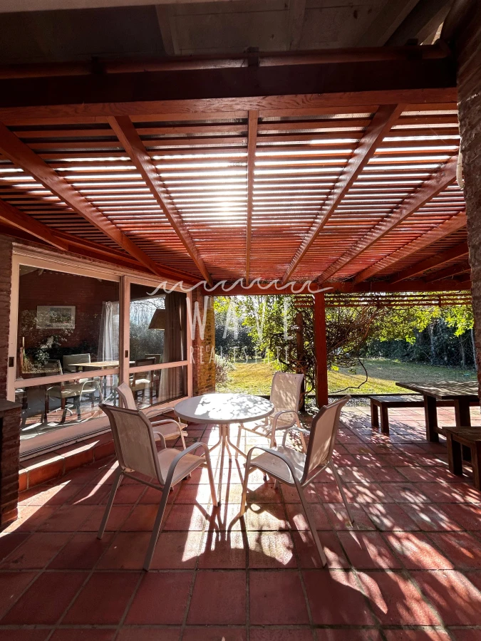 Casa ID.3955 - Alquiler y venta Casa Barrio Privado, Punta del Este 