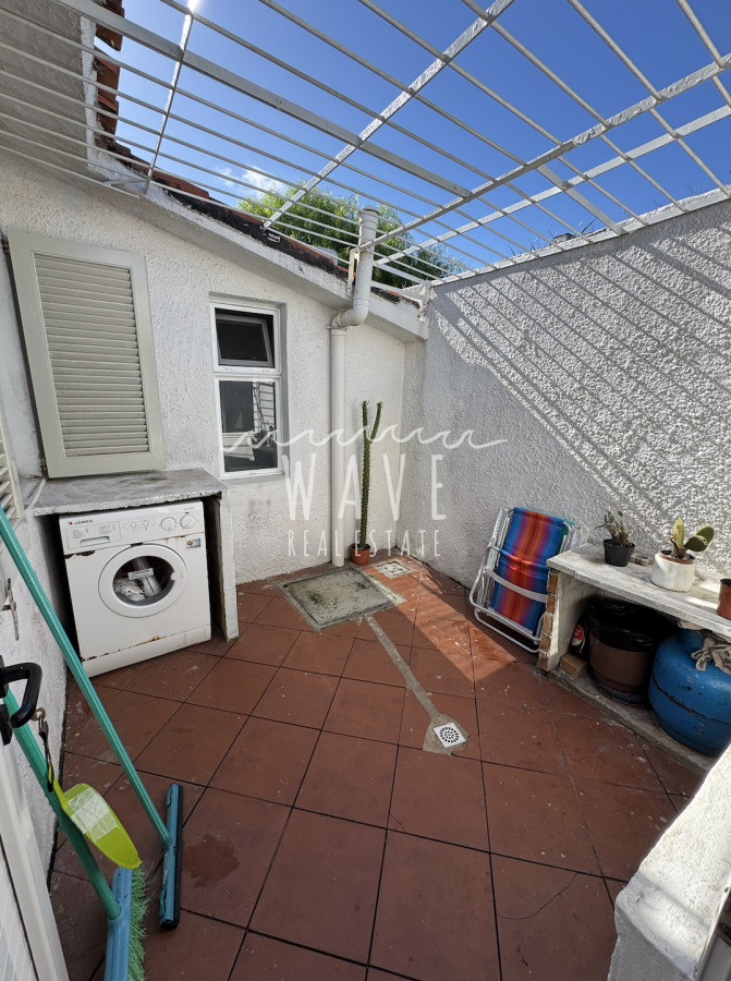 Casa ID.4826 - Venta de Casa en Punta del Este, zona comercial con 2 dormitorios y 2 baños
