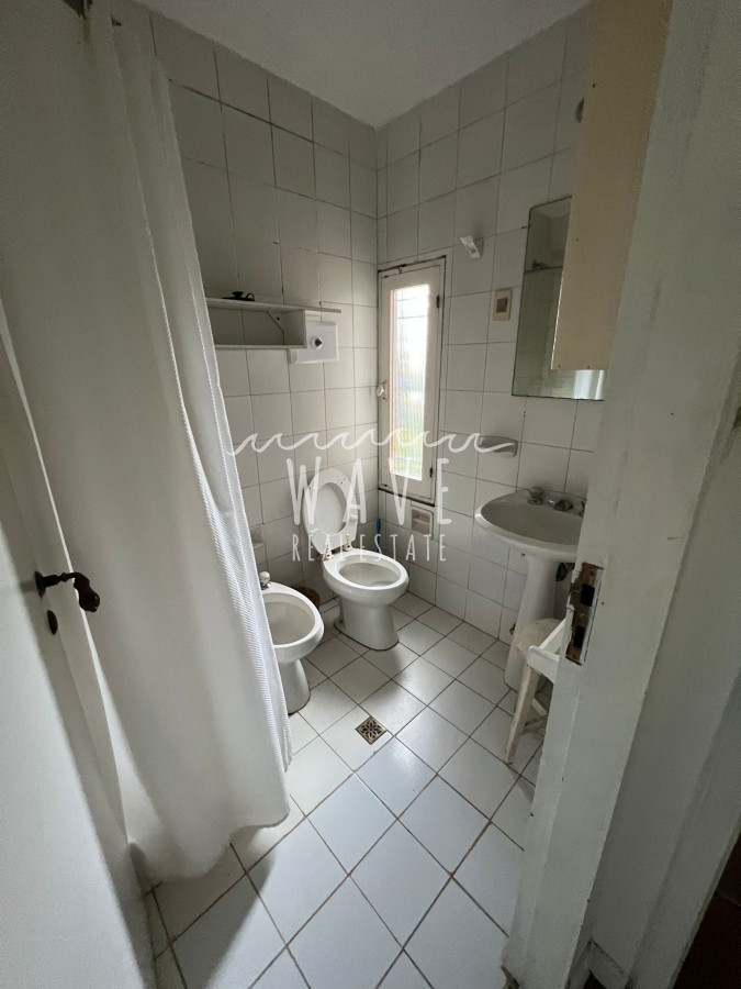 Casa ID.1790 - CASA EN VENTA La Barra  4 suites, a metros de Shopping OH.