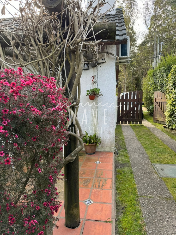 Casa ID.4451 - La Barra, El Tesoro, casa en venta y alquiler de verano, 3 dormitorios, piscina climatizada