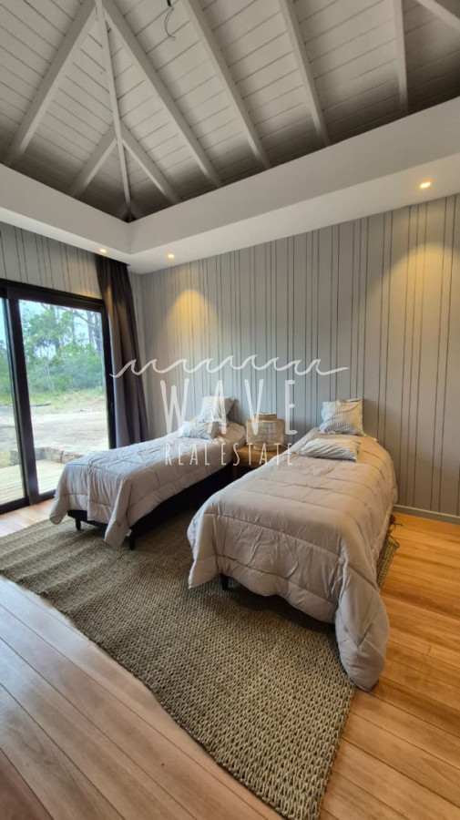 Casa ID.5413 - Venta Alquiler Casa 4 dormitorios Puerto Quetzal La Barra 