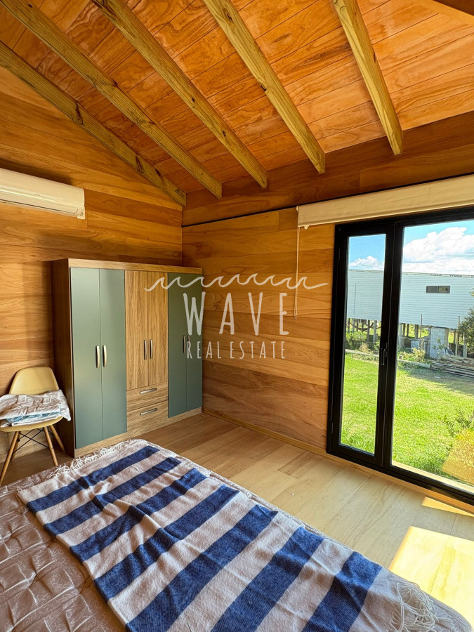 Casa ID.4902 - Venta de Casa y alquiler temporal , con 3 dormitorios en La Barra.