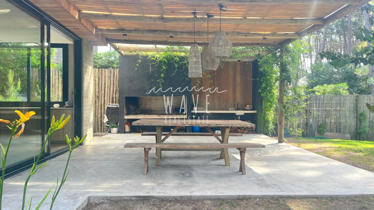 Casa ID.3846 - Montoya, casa nueva, 3 dormitorios, cerramiento perimetral.