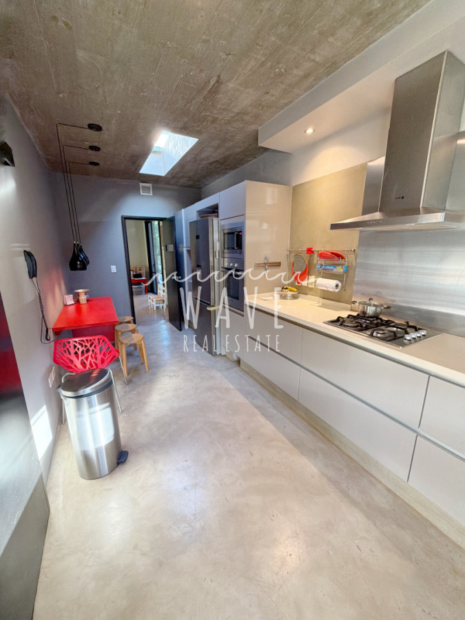 Casa ID.5489 - Venta casa Barrio Privado La Arbolada Punta del Este 