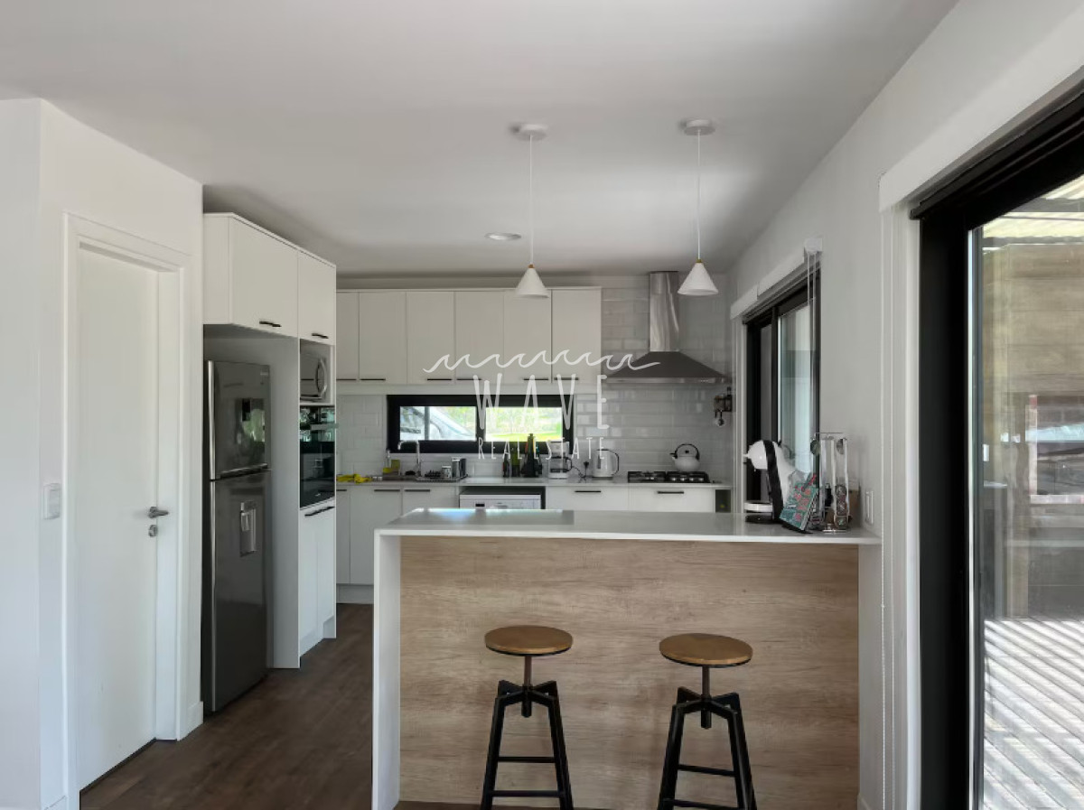 Casa ID.5650 - Venta Alquiler Casa Laguna Escondida 3 suites