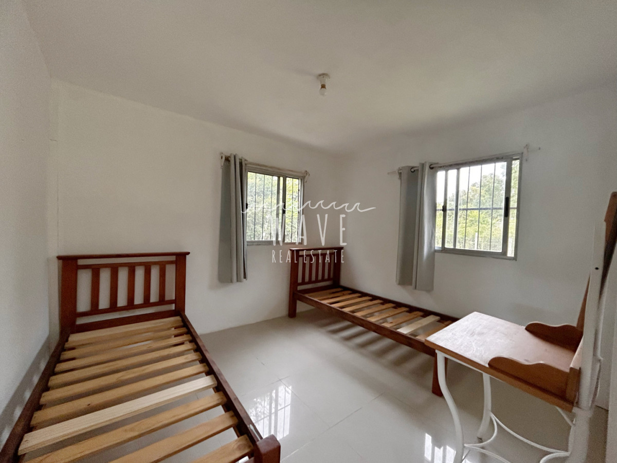 Casa ID.5217 - Casa en Venta en El Tesoro, excelente ubicación 