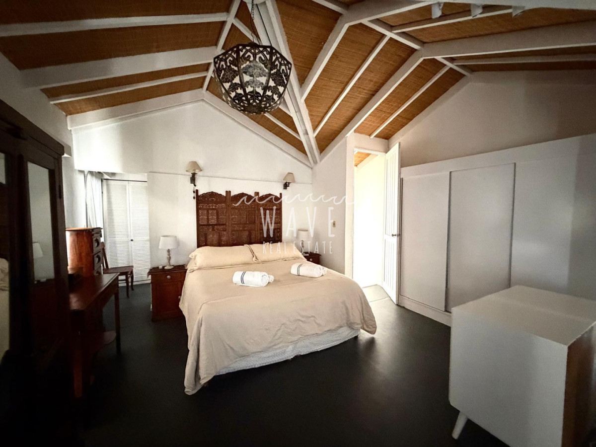 Casa ID.5952 - Alquiler temporada y venta casa 4 dormitorios a pasos del mar en la barra 