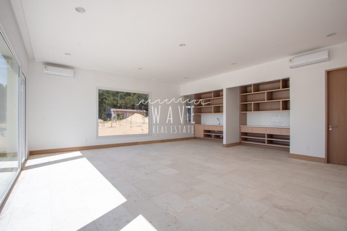Casa ID.6148 - Venta Laguna Casa 6 dormitorios Laguna Escondida 